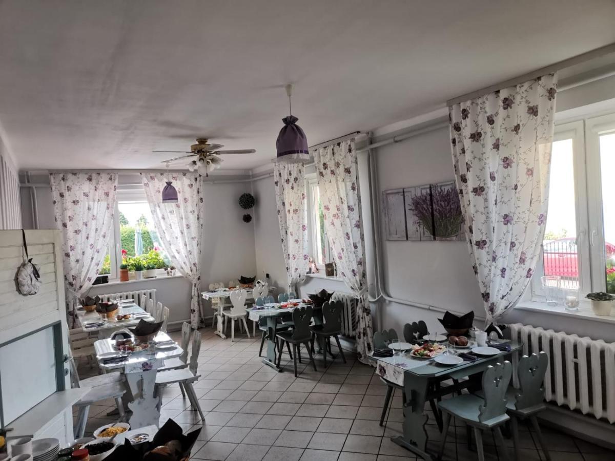 Pokoje Goscinne U Broni Mielno  Bagian luar foto
