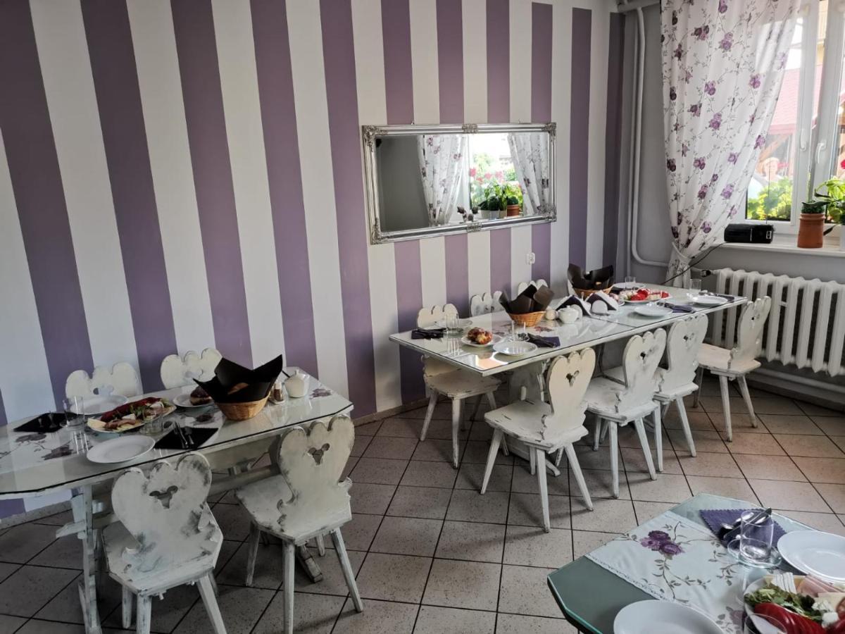 Pokoje Goscinne U Broni Mielno  Bagian luar foto